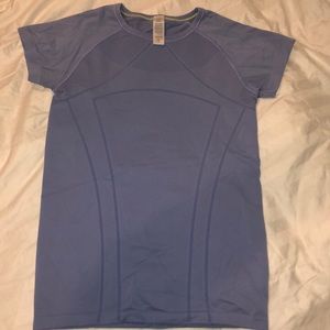 Ivivva shirt sleeve shirt